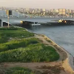 شقة فندقية مفروشة اطلاله علي النيل مباشرة