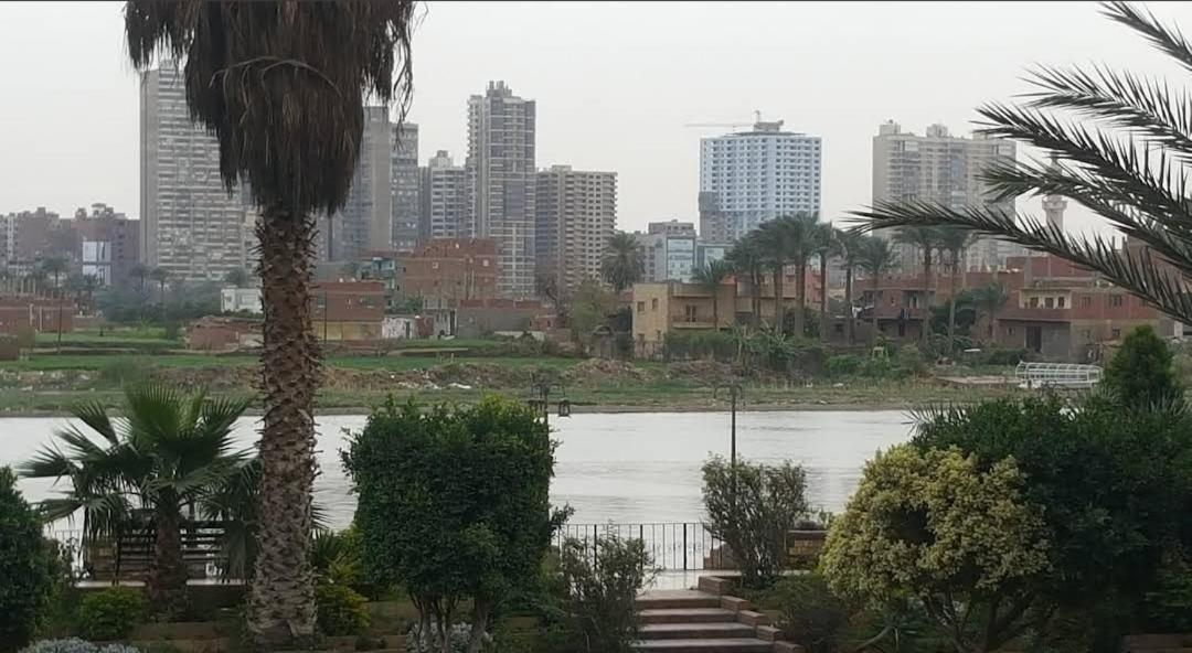 مفروشة اطلاله علي النيل مباشرة Apartment Cairo