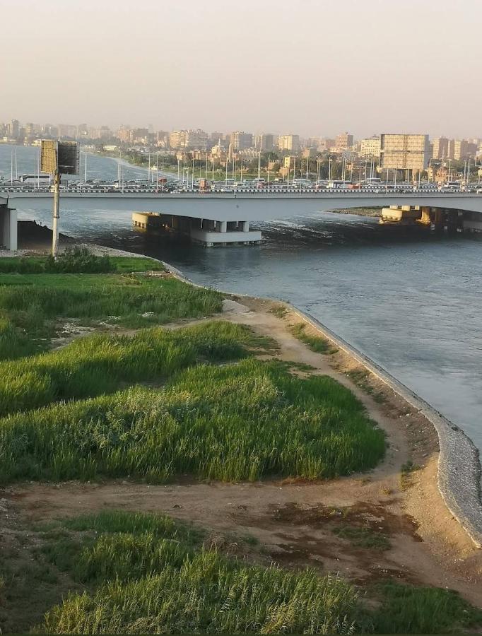 Apartment مفروشة اطلاله علي النيل مباشرة